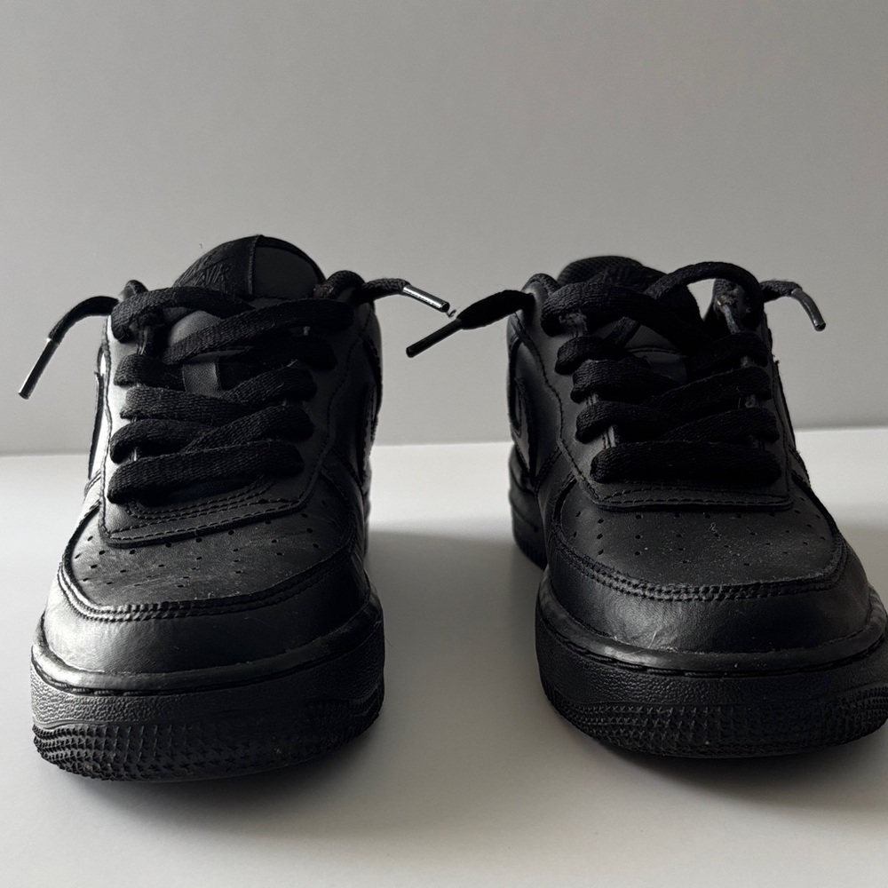 Nike Kids Black Sneakers
